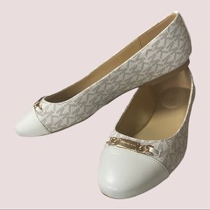 Michael Michael Kors NWOB ballet flats